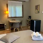 公寓 Pera Vrisi