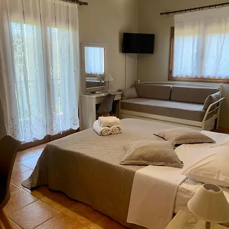 Pera Vrisi * Zátouna